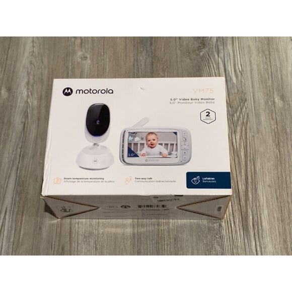 Motorola 5" Video Baby Monitor w/PTZ - VM75 - Picture 1 of 3